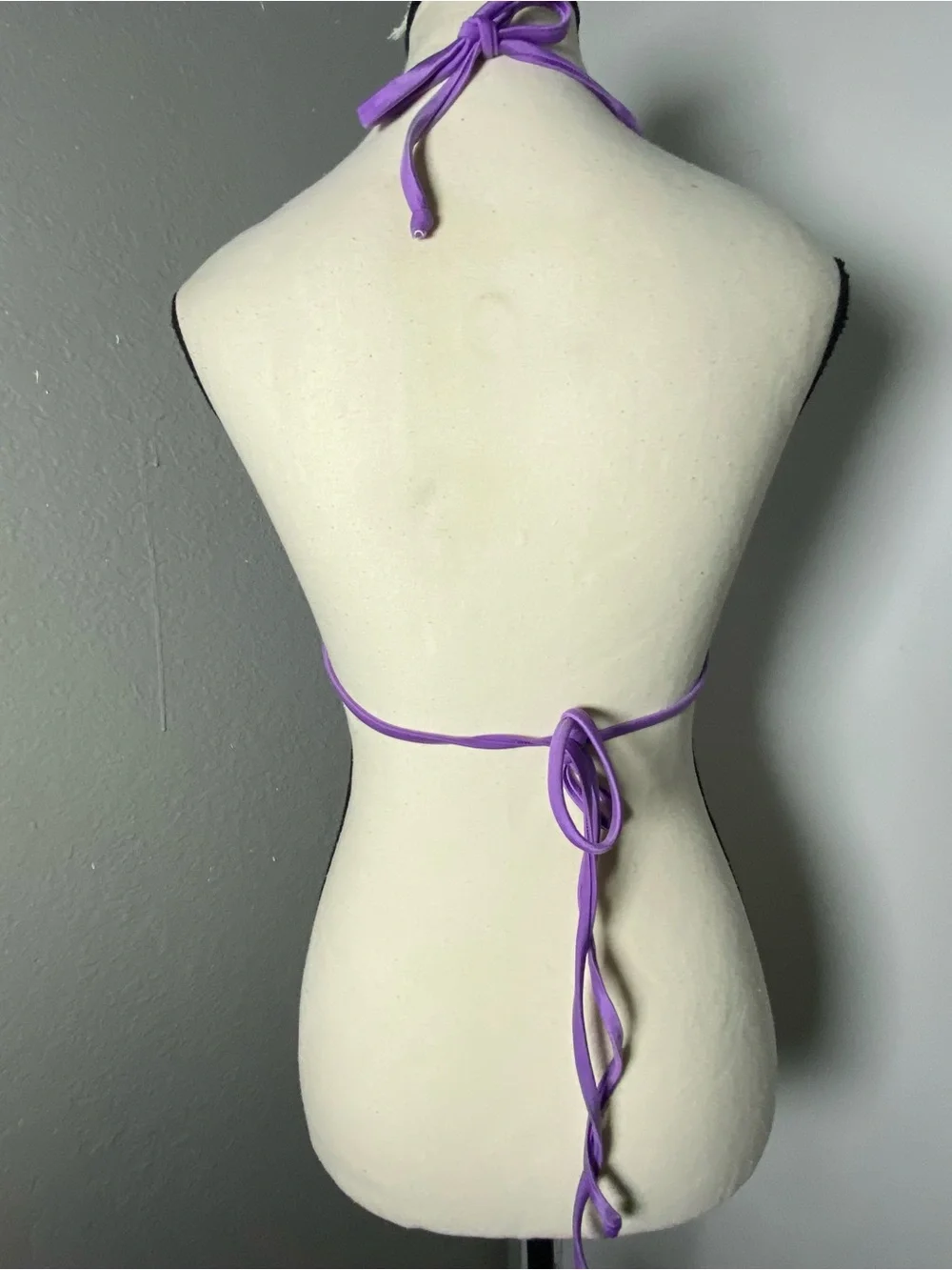 Frankie’s Bikinis Purple Handkerchief Bikini Top Size Small